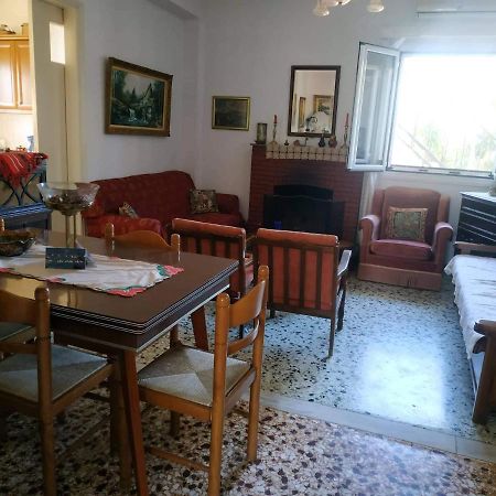Вилла Vacation House Dionysia Эйон Экстерьер фото